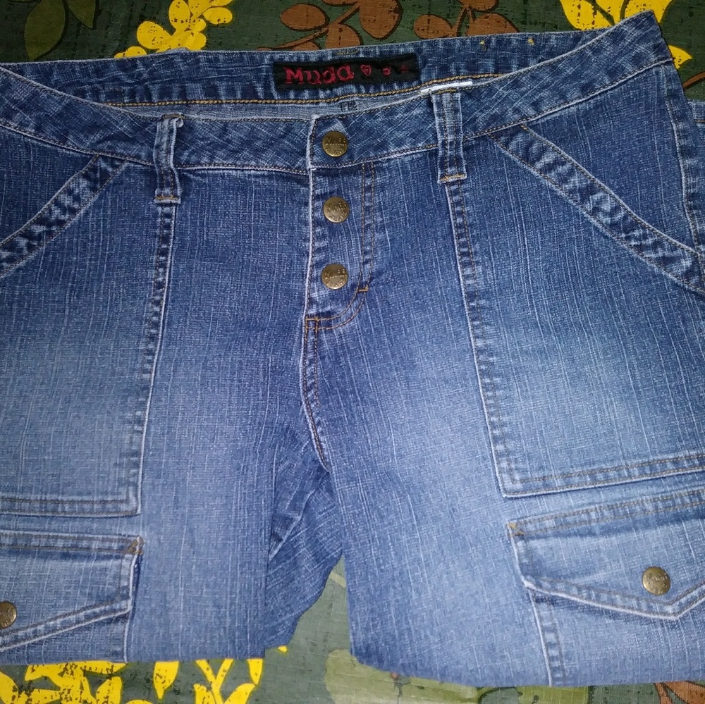 Mudd button up capris sz 13